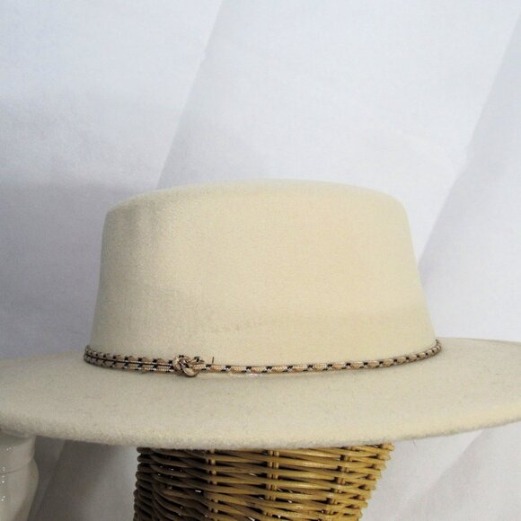 Torrid Accessories - TORRID WOOL HAT Sz 8 LARGE